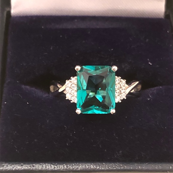 NWOT Sterling Silver Created Emerald Cut Paraiba Tourmaline Ring - Picture 10 of 10
